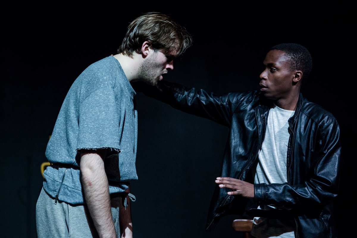 newdiorama's tweet image. Yesterday @Kandinskyonline's DOG SHOW won the @OffWestEndCom for BEST ENSEMBLE!! Read more: goo.gl/9xaHt8