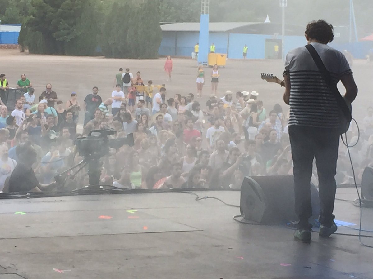 deBigote's tweet photo. El concierto de hoy es especial. #byebyeA https://t.co/7dG5UP8hVh