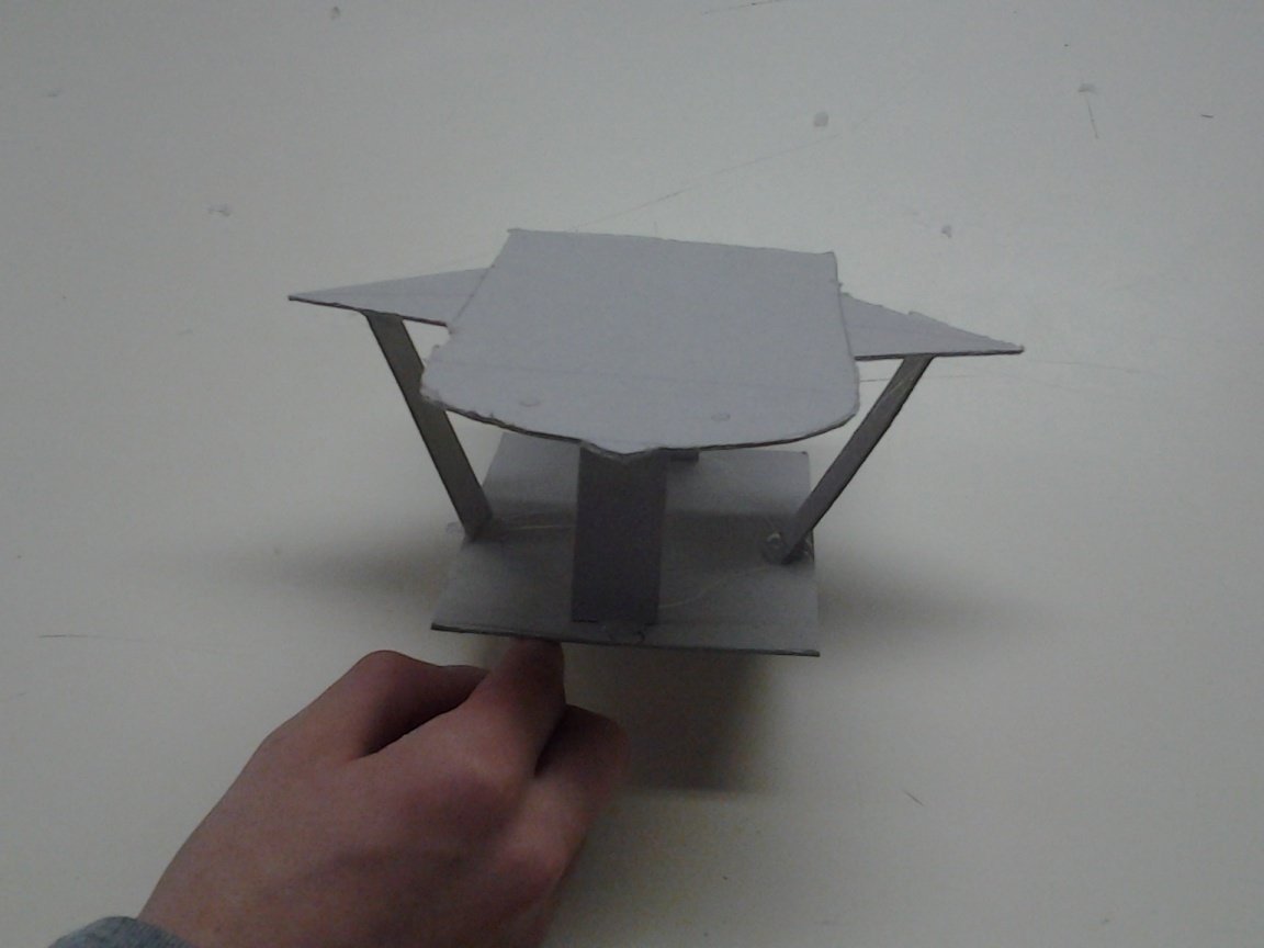 groupe3b3's tweet photo. La maquette de la piequipiaf ! #robotique https://t.co/NZliNffCag