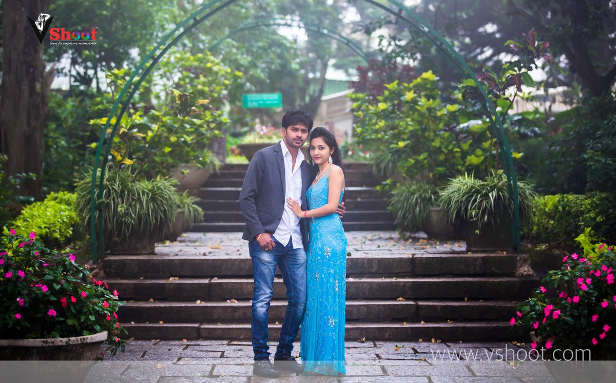 VshootStudios's tweet photo. When you're in love, everything falls into place. Here's a picture from a pre-wedding shoot that made us believe it. https://t.co/8JamAvl9S6