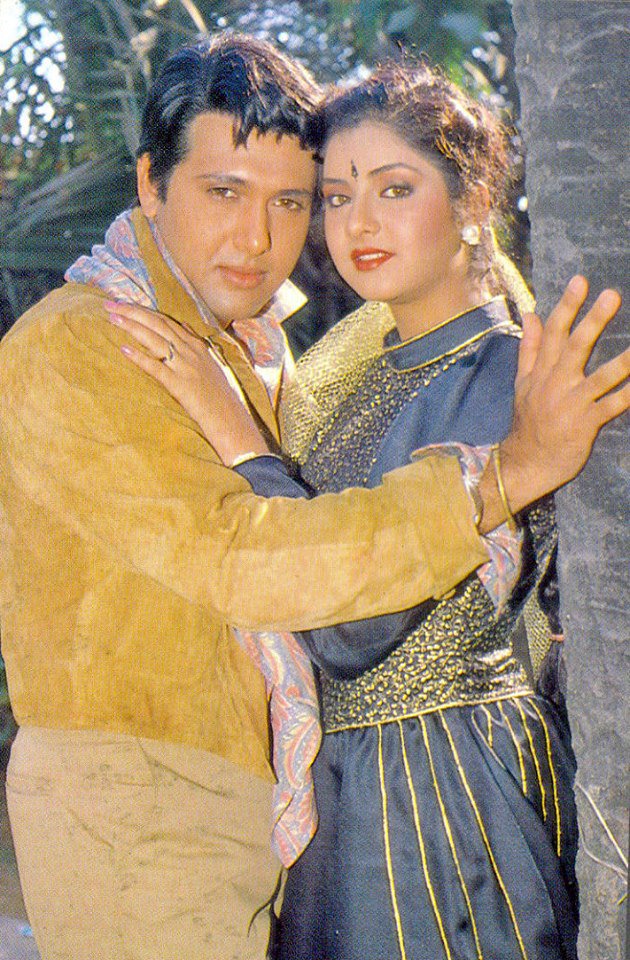 DivyaShahrukh FC on Twitter: "@DivyaSharukh Sweet Divya Bharti Rare Pic