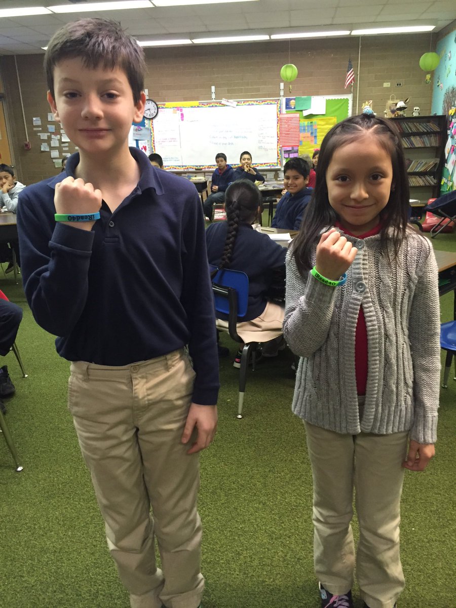 knollwoodelem's tweet photo. Seven more #iRead40 bands to our awesome @Achieve3000 readers his morning! @lynn_moody https://t.co/Ln4hTVEqJp