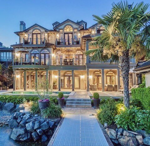 ThepowerfulPics's tweet photo. Gorgeous mansion located in Seattle, Washington for 6.5 million. 😩 https://t.co/FDgCaHo88Y