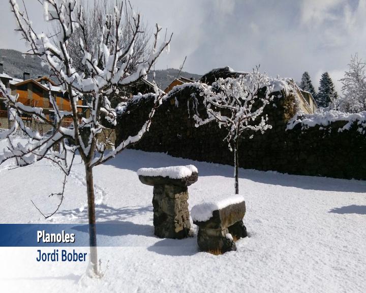 SoniaPapell's tweet photo. #capdesetmana bons gruixos #neu #Pirineu sobretot #PirineuOriental: bona reserva hídrica #pantans #conquesinternes https://t.co/5zrsR4PfXG