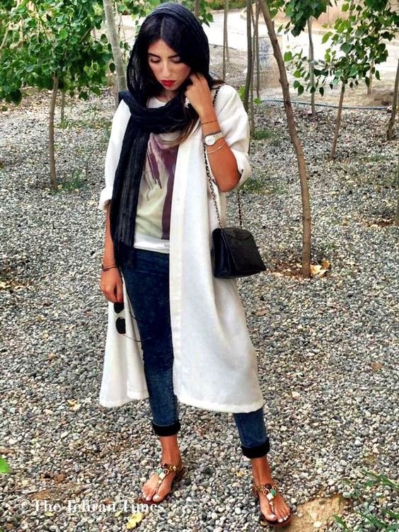 Tehran Street Style. #Fashion #style #tehran #Iran #trendy #women #muslimwomen #tehran