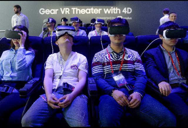Workforce_Mgmt's tweet photo. Virtual Reality Will Save Retail via @Forbes https://t.co/3hQcH7Xogi #iwork4kronos https://t.co/YY8QYJOW7Z
