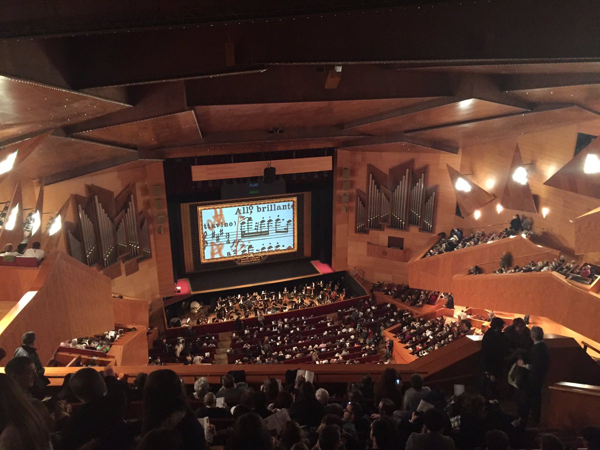 marenartists's tweet photo. @ABAO_OLBE @ManuelLanzaM Manon Lescaut en el gran Palacio Euskalduna. Última función. Toi toi toi!!! https://t.co/PyovnlpBVN
