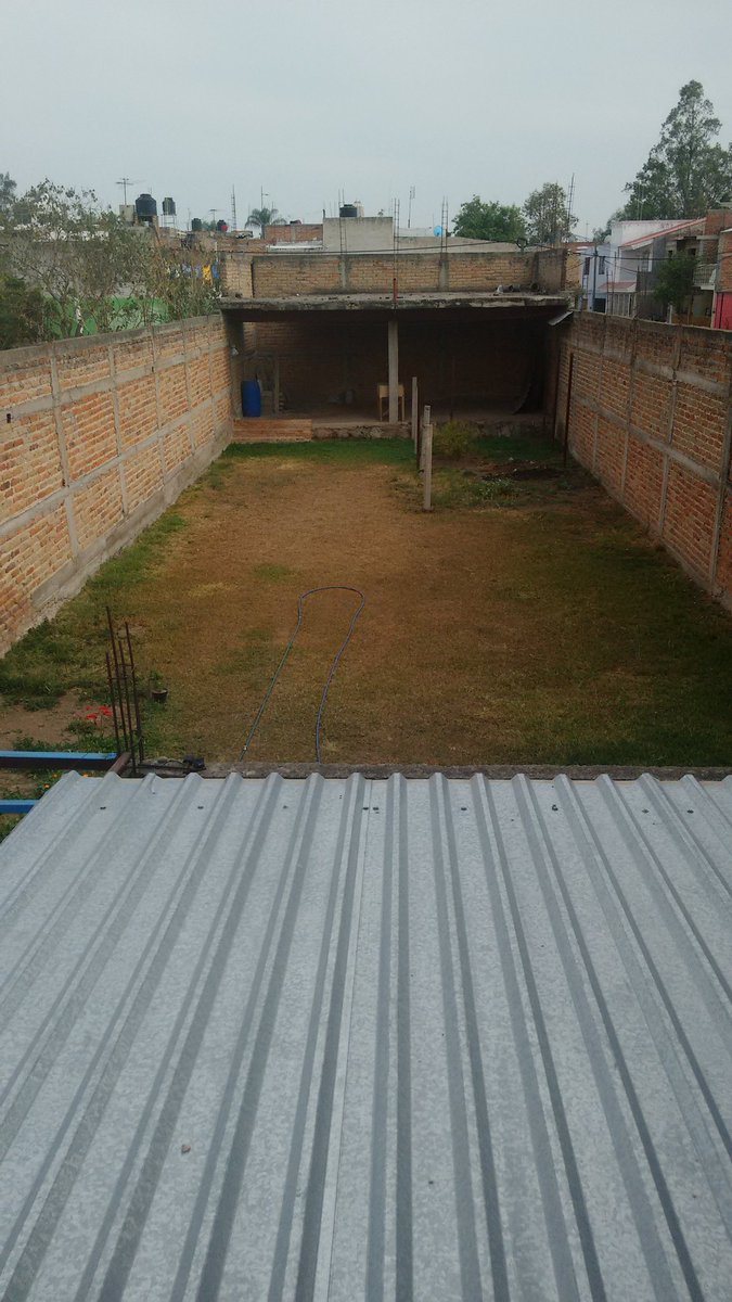 UrbanaCasa's tweet photo. Terreno ya bardado para casa o fines comerciales en col. Nuevo mexico, zapopan JAL  a tratar 1.2mill https://t.co/r7esd2MeYZ