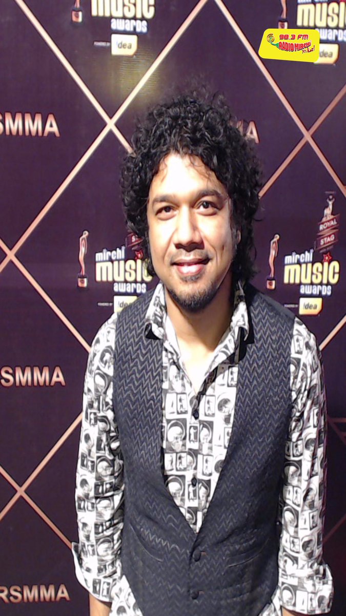 MirchiSelfie's tweet photo. Happy to be here at the 8th Mirchi Music Awards Hindi #RSMMA https://t.co/rT7jxkpzue