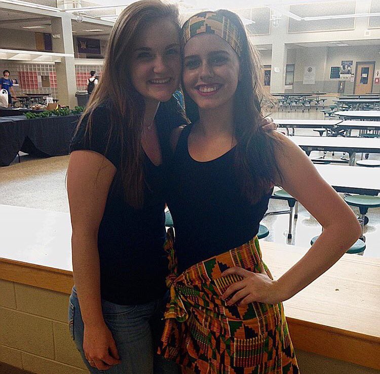 swashofskyy's tweet photo. Happy birthday a-a-ryn!!! I hope your day is as perfect as youu!! Love you twonβ€οΈππ―ππππ½ #finallyfour #cappsy https://t.co/2v34eAZPoJ