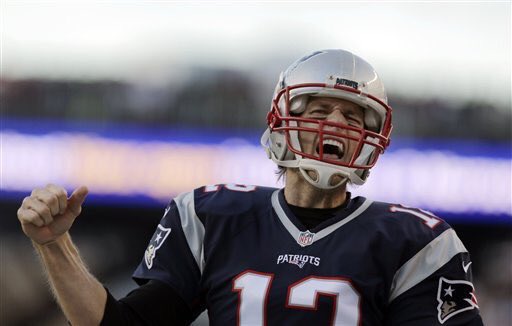 StatsKings's tweet image. Sources: Brady, Pats agree on new deal that will give him the chance to play until he’s 42: es.pn/1RA8sjJ