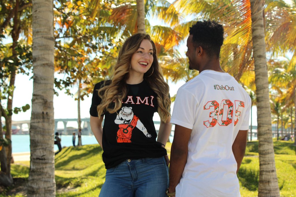 miamidabout's tweet photo. We are in the breezeway today from 11-4. RT and let your friends know! Dont miss out while supplies last! #DabOut https://t.co/HbluCOl7ml