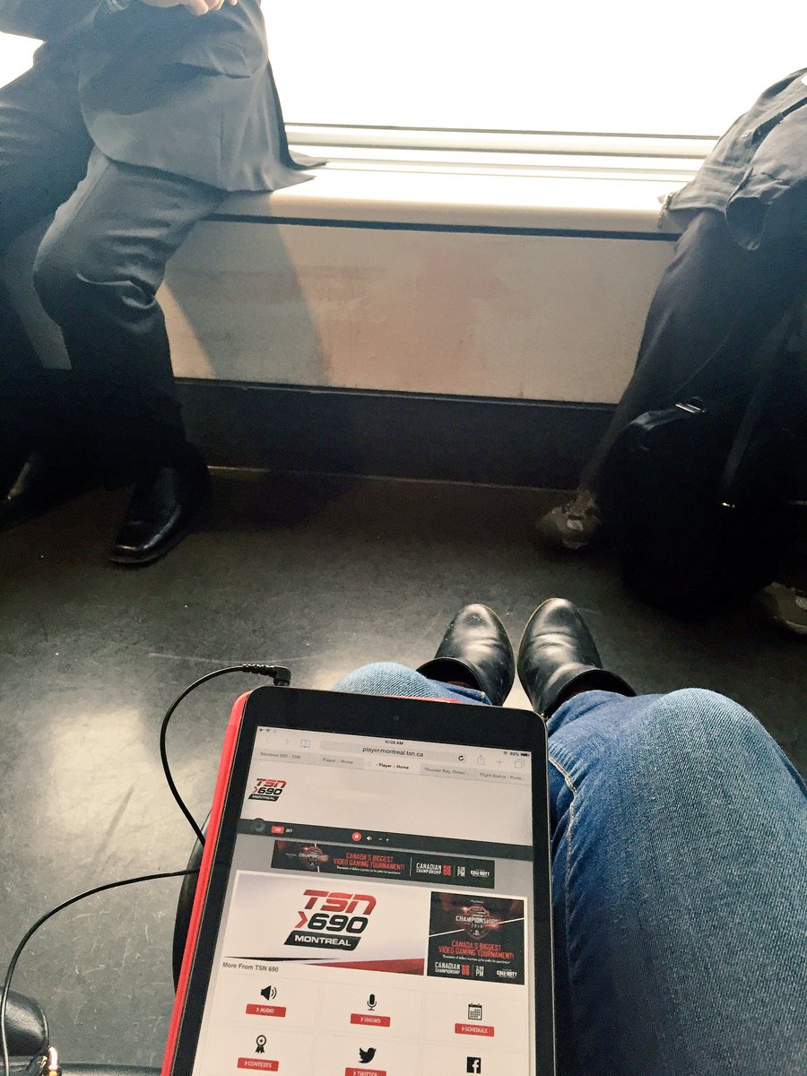 LauraaCarter_'s tweet photo. Airport delays aren't so bad when we have @TonyMarinaro to help! @Rizzuto88 #TSN690 #GoHabsGo https://t.co/zhuyGa2Mtz