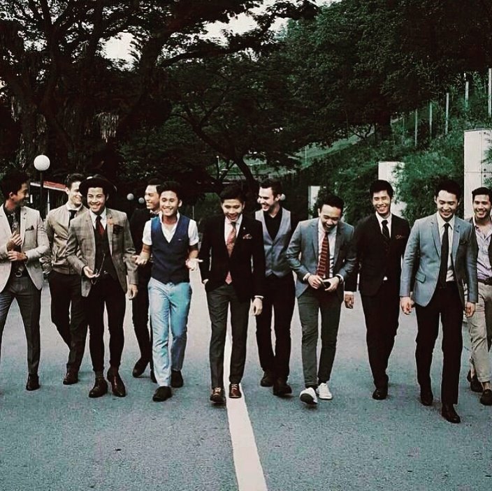 ApIt_TyPo's tweet photo. Lelaki masa sekolah selekeh je. Bila waktu nak g dinner lepas sekolah be like 💁 https://t.co/mNaPEePTuS