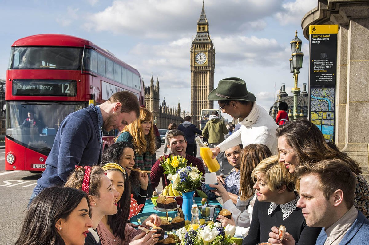 'Breakfasting with London Landmarks' Here's why: fortnight.fairtrade.org.uk #FairtradeFortnight #YouEatTheyEat
