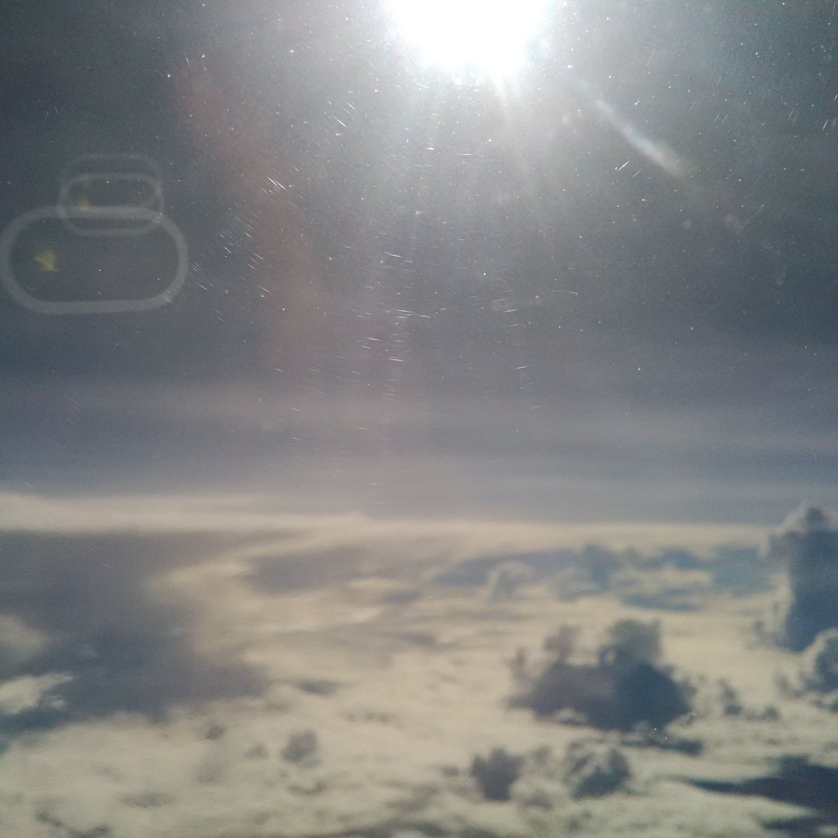 OFCNAT's tweet photo. Irgendwo in #indonesien von #sumatra nach #jakarta https://t.co/9hgRZZy1UK