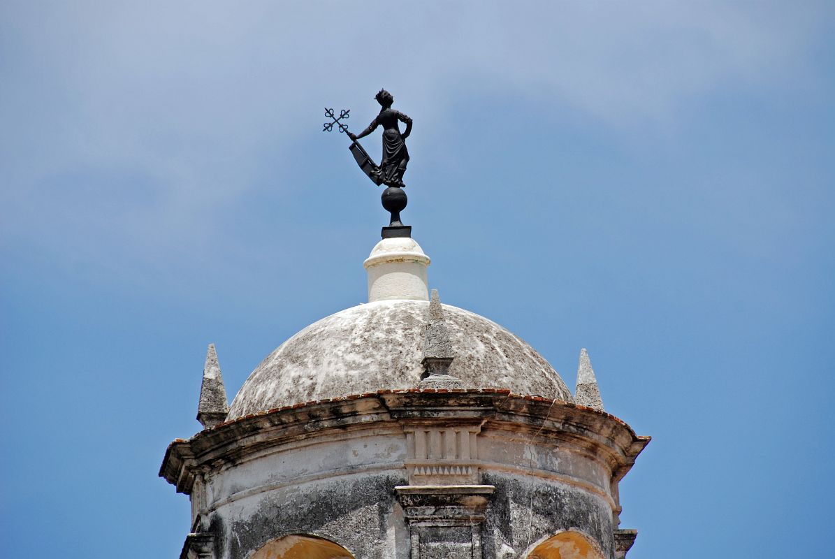 DiscoveringCuba's tweet photo. Giraldilla is one of the most representative symbols of #Havana and the oldest. https://t.co/JiyPS1YuqZ