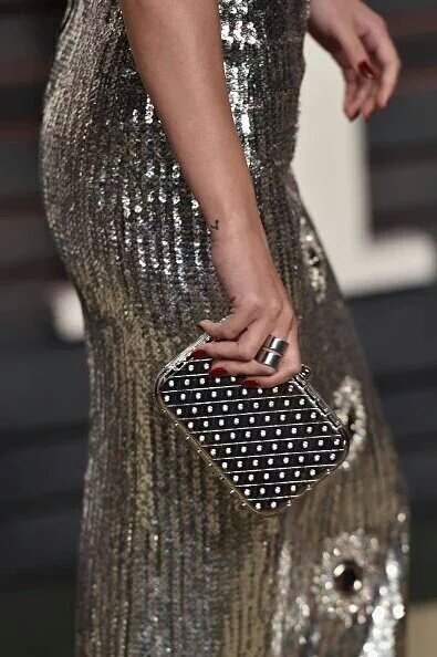 SGTurkeyCrew's tweet photo. 29 Şubat: Selena, Vanity Fair Oscar Partisi kırmızı halısından muhteşem görünüyor! [Los Angeles] #12 https://t.co/LmFtUz7An3