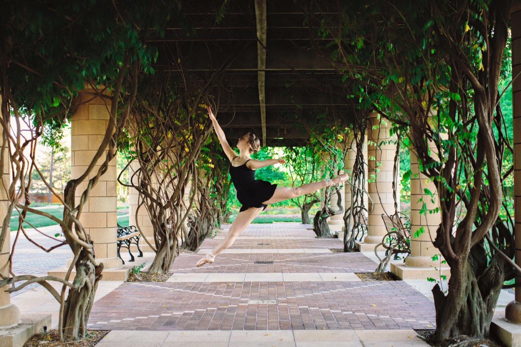 InHisStepsDS's tweet photo. Happy LEAP day! Thank you Miss Jenae ❤️ #KindredPhoto https://t.co/VZ0NtK1Qli