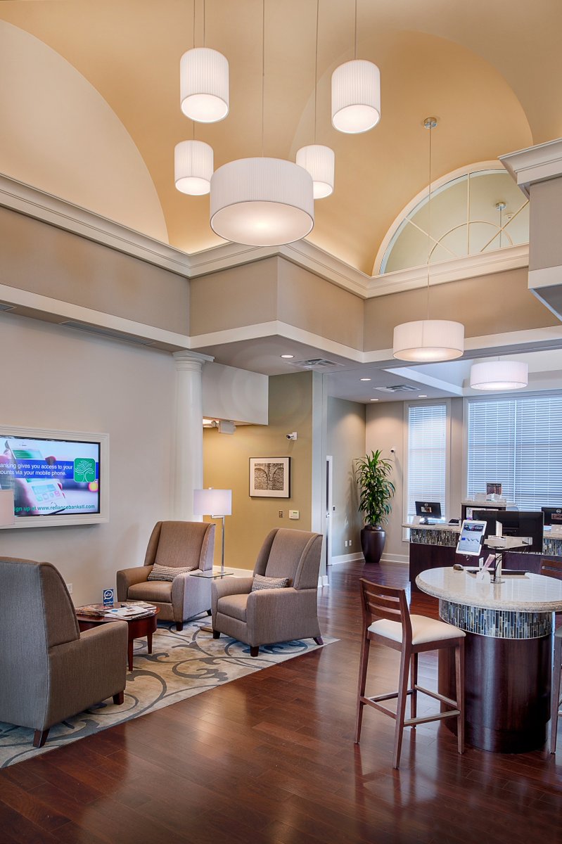 otoole_design's tweet image. The lobby of @RelianceBankStl in Frontenac is also up and running! #interiordesign #TimHortons #financialdesign