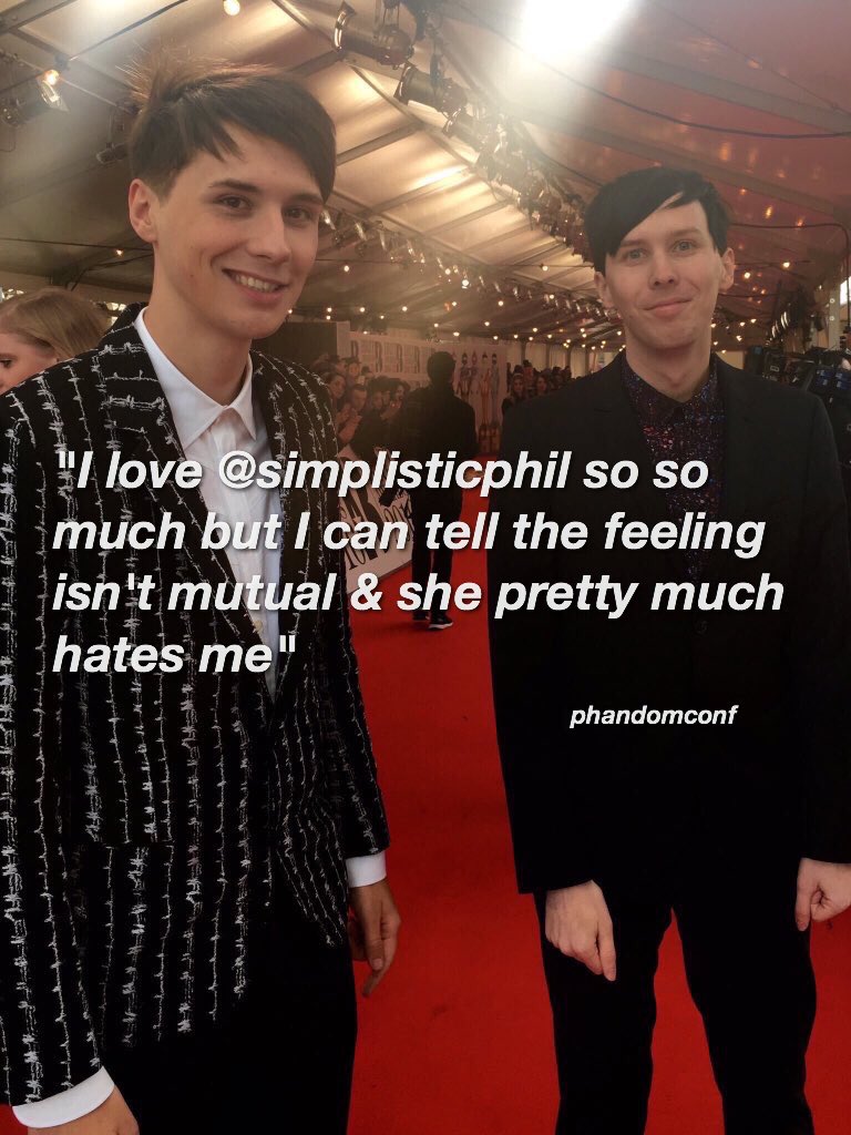 phandomconf's tweet image. @simplisticphil