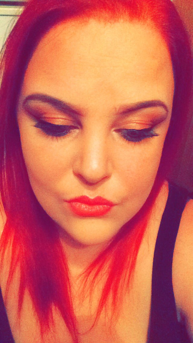 kat1987page's tweet photo. #makeover #mac #makeup #partytime #weekend https://t.co/9M84MS2W8e