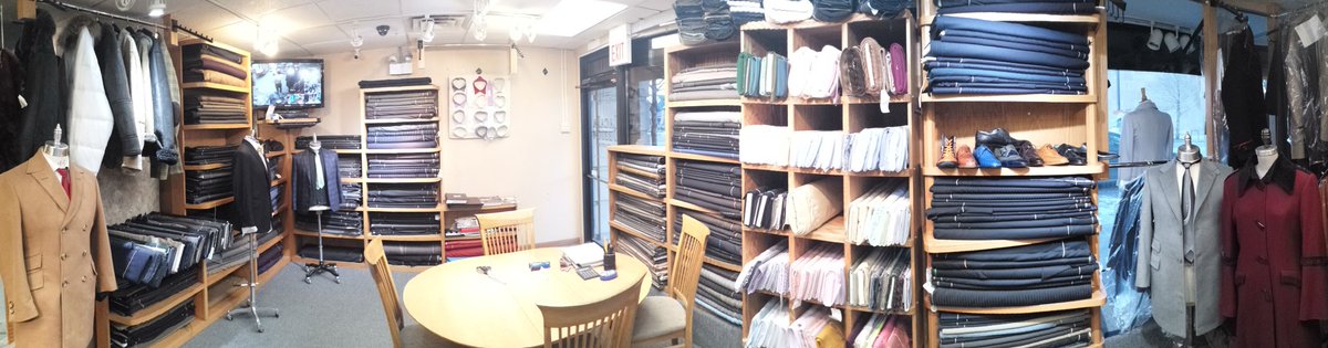 LacalaDesign's tweet image. Come visit our showroom. One of the largest fabric selections in Chicago.