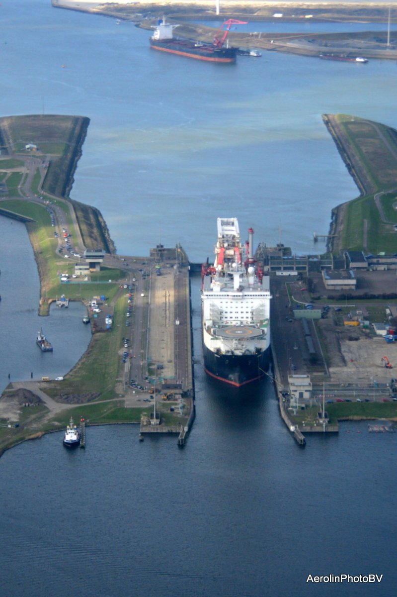 AeroLin Photo tweet media