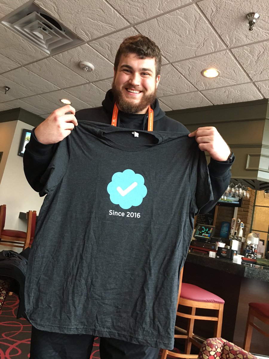 Drango58's tweet photo. Appreciate the blue check @TwitterSports! Feeling very official #Since2016 https://t.co/LnYyZJ8iAx