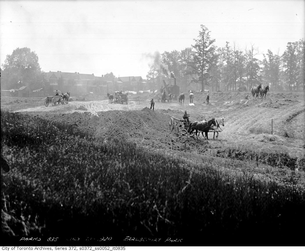 GreenLineTO's tweet image. July 1920. Grading of Earlscourt Park just north of the #GreenLineTO. via @TorontoArchives
