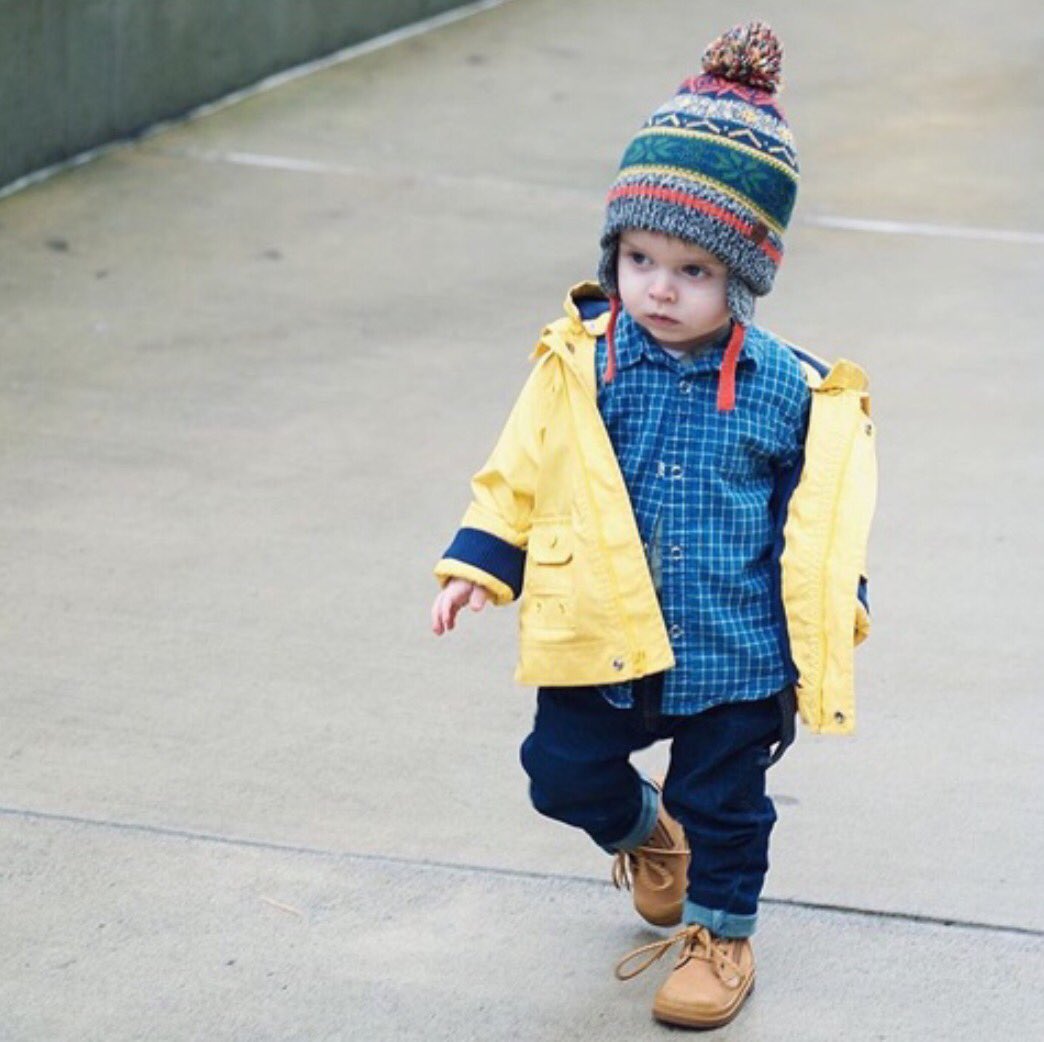 fly_little_guy's tweet photo. Did you get a chance to check out Hudson &amp; Bo on the blog? 👉🏻https://t.co/lmZhbW5sYP #flylittlefeature https://t.co/aRBnD9zRFU
