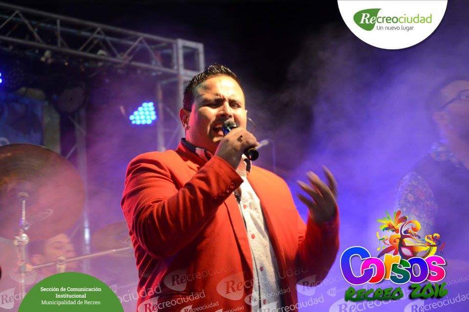 CaliOficial's tweet photo. En los #CorsosdeRecreo 27.2.16
👑🎤🎹🎶 https://t.co/ci2anWjl0B