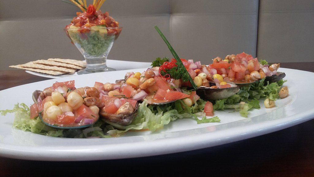 MariscosBedoya's tweet photo. Choritos a la chalaca nuevo plato en Restaurante Bedoya https://t.co/9r9OJGpos2 https://t.co/9Zn8QXsvqu