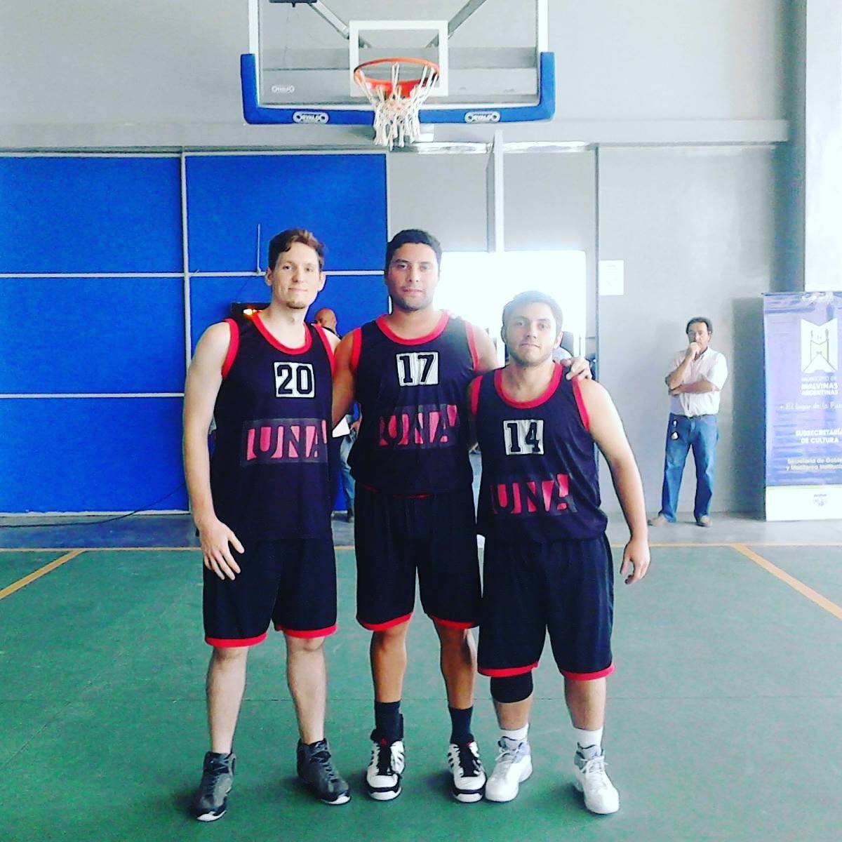 El equipo de la Universidad Nacional de Artes(UNA "B")en la segunda fecha del #ToUr3x3 organizado por <a href="/FeDUArgentina/">FeDUA</a>