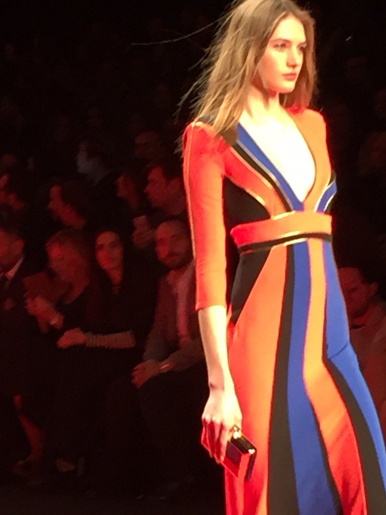 blondmony's tweet photo. ElisabettaFranchi #Milan #fashionweek https://t.co/3twFzdVVHc