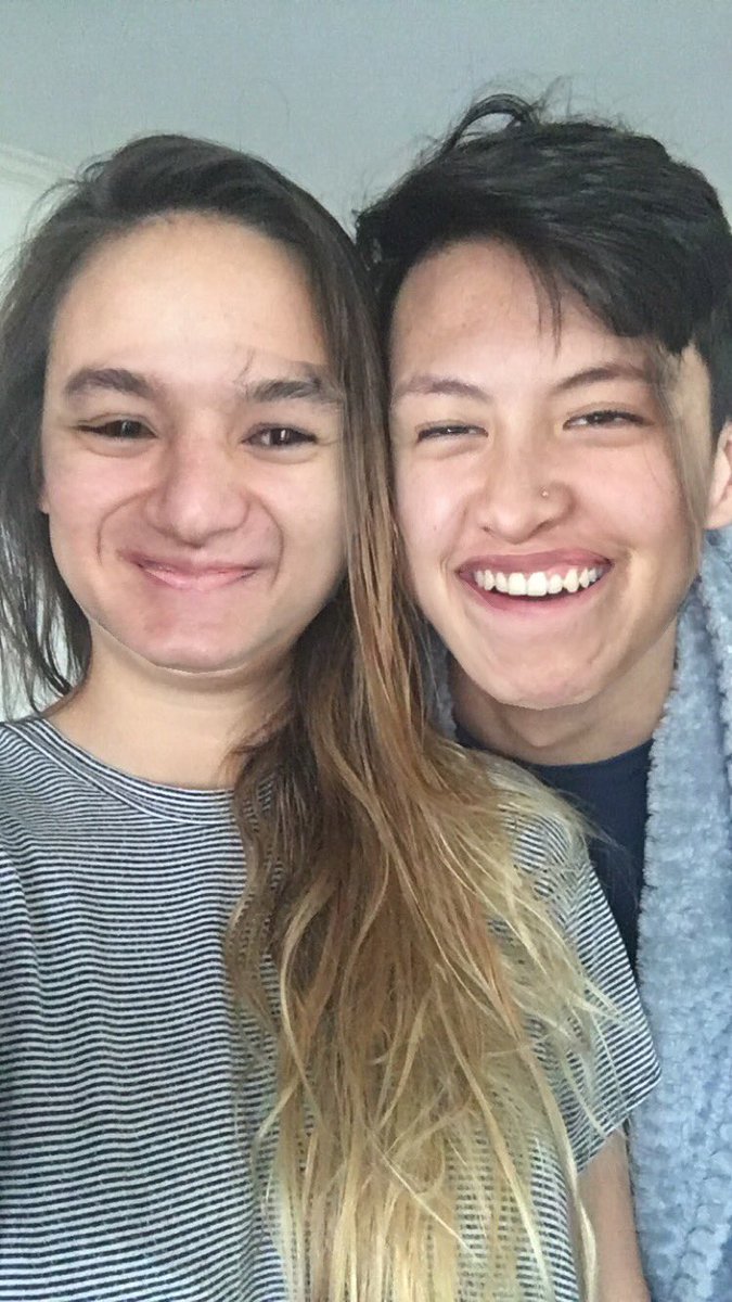 julsarthur's tweet photo. Lol can't get over this 😂 @andresfarfy #asianversion https://t.co/34YOTSPeMR