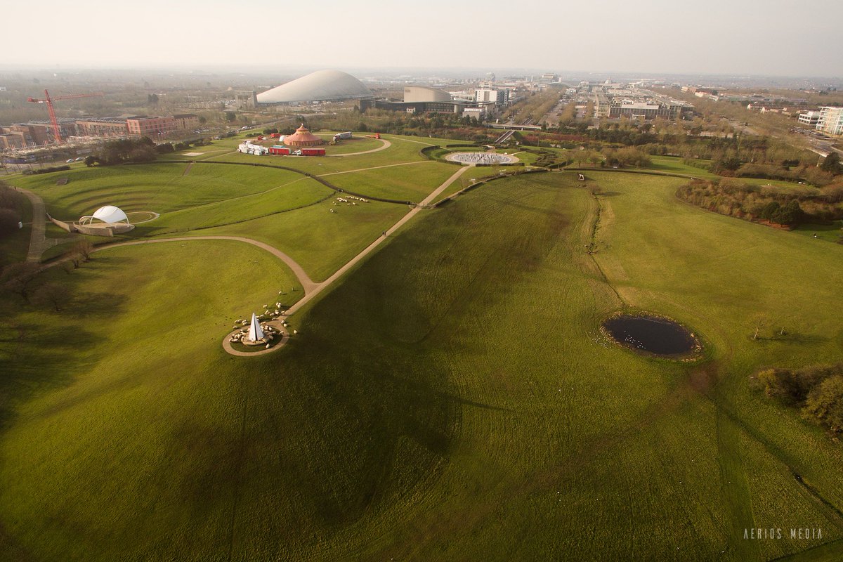AeriosMedia's tweet photo. How cool does Milton Keynes look from the air? Check out more of our drone photography at - https://t.co/HPEmRDL4AD https://t.co/l2D26CNBKQ