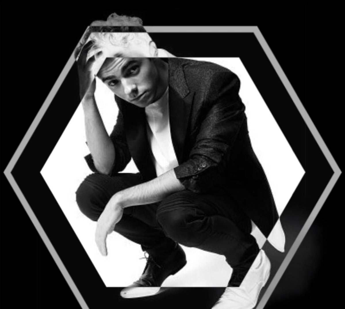 TWDirtyGirls's tweet photo. 🔳 RT 🔲 

#VoteNathanUK #KCA https://t.co/6kaitEvYPH