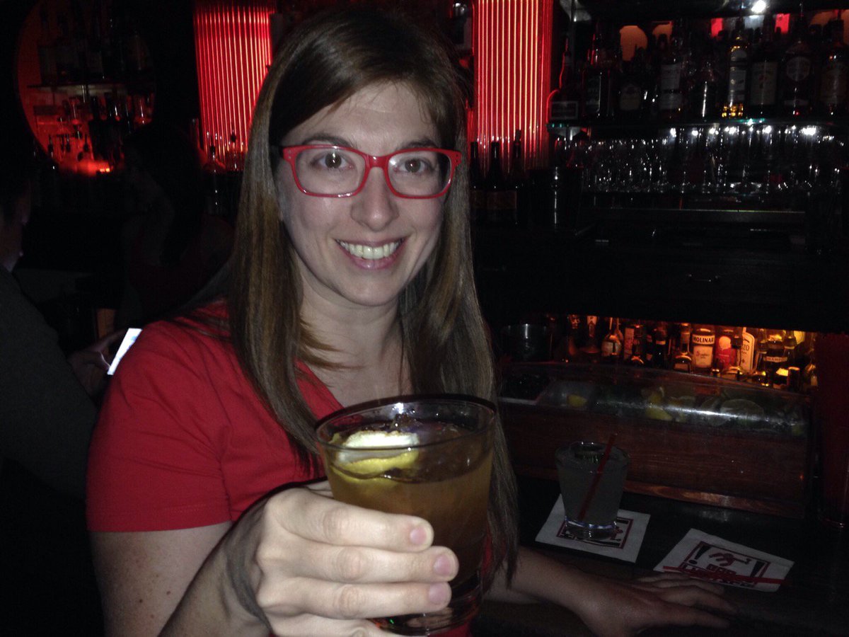 GingerGentile's tweet photo. It's been a long day! Let's share a virtual #beer @argentinafilms @gabalanovsky https://t.co/ZTp3mUhfj2