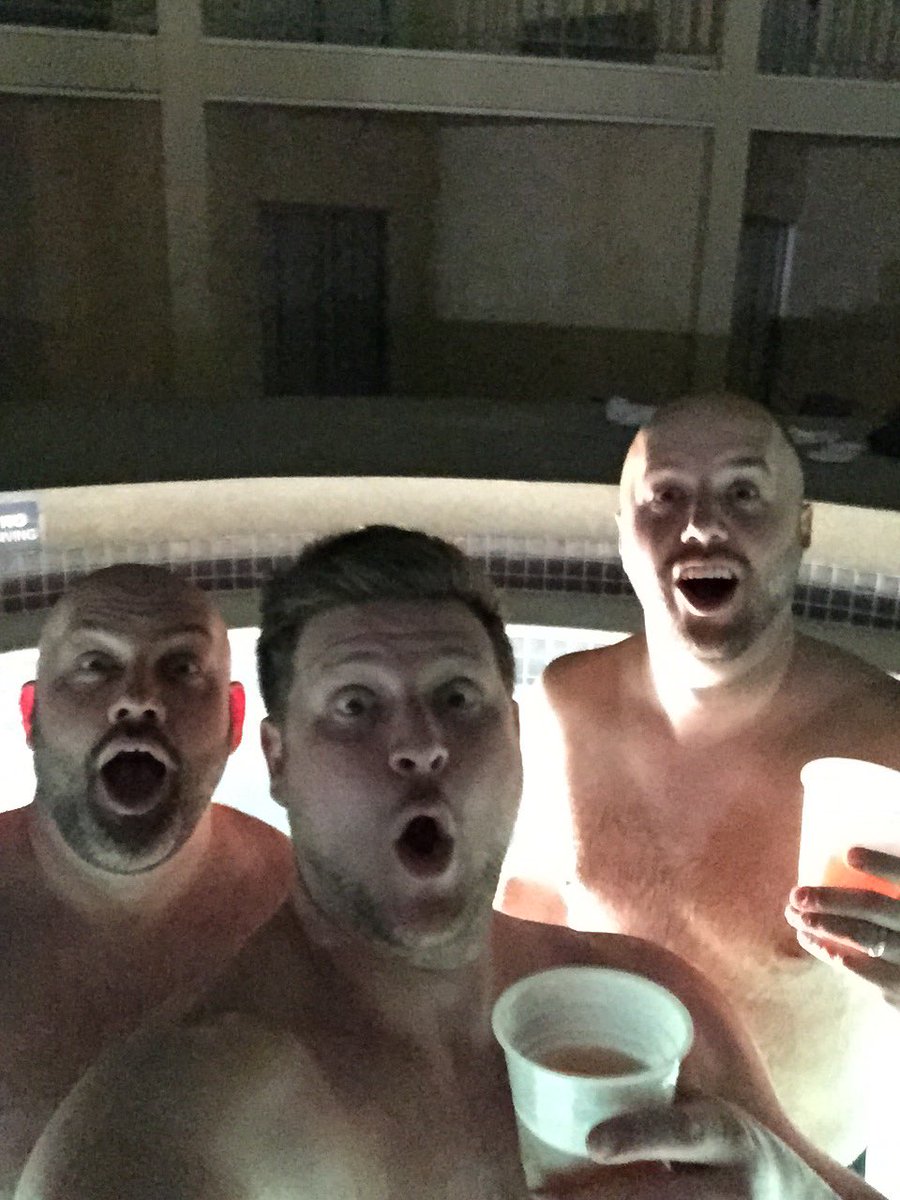 DavePinkerton7's tweet photo. Late night hot tub sessh. Getting ready for @techobloc contractor showcase! #WhyIHardscape https://t.co/mZ71wOsAJt