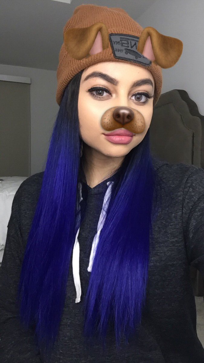 simplynessa15's tweet photo. New hair 🌊💧☄ https://t.co/qyH8VPCcMd
