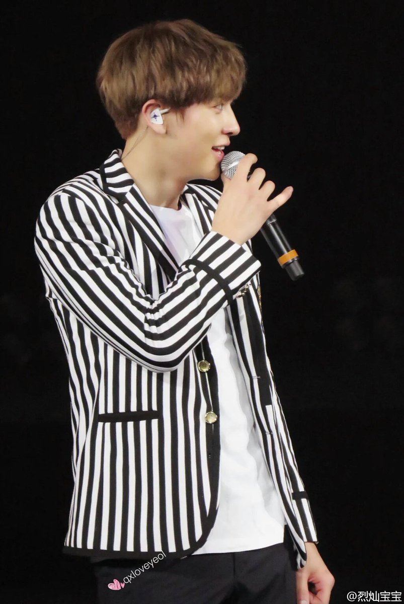 amyours__'s tweet photo. 160305 #CHANYEOL #찬열   at EXOluXion in Dalian
Cr.烈灿宝宝 https://t.co/mtA5TeS2Rb