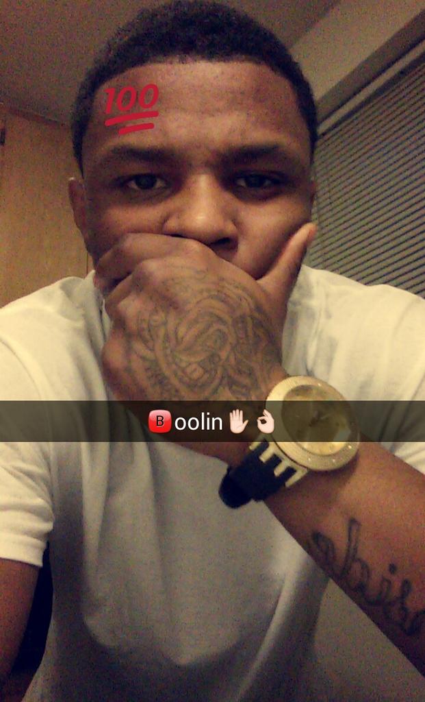 NickBandz2212's tweet photo. 🅱oolin $/o to my #Blood Niggaz https://t.co/gAOqMvpldC