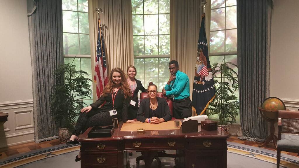 KareemChristmas's tweet photo. Comin' at you live from the Oval ๐ #TLUTakeover #COSGA2016 #WhyNotYou https://t.co/TTvnABpYJk