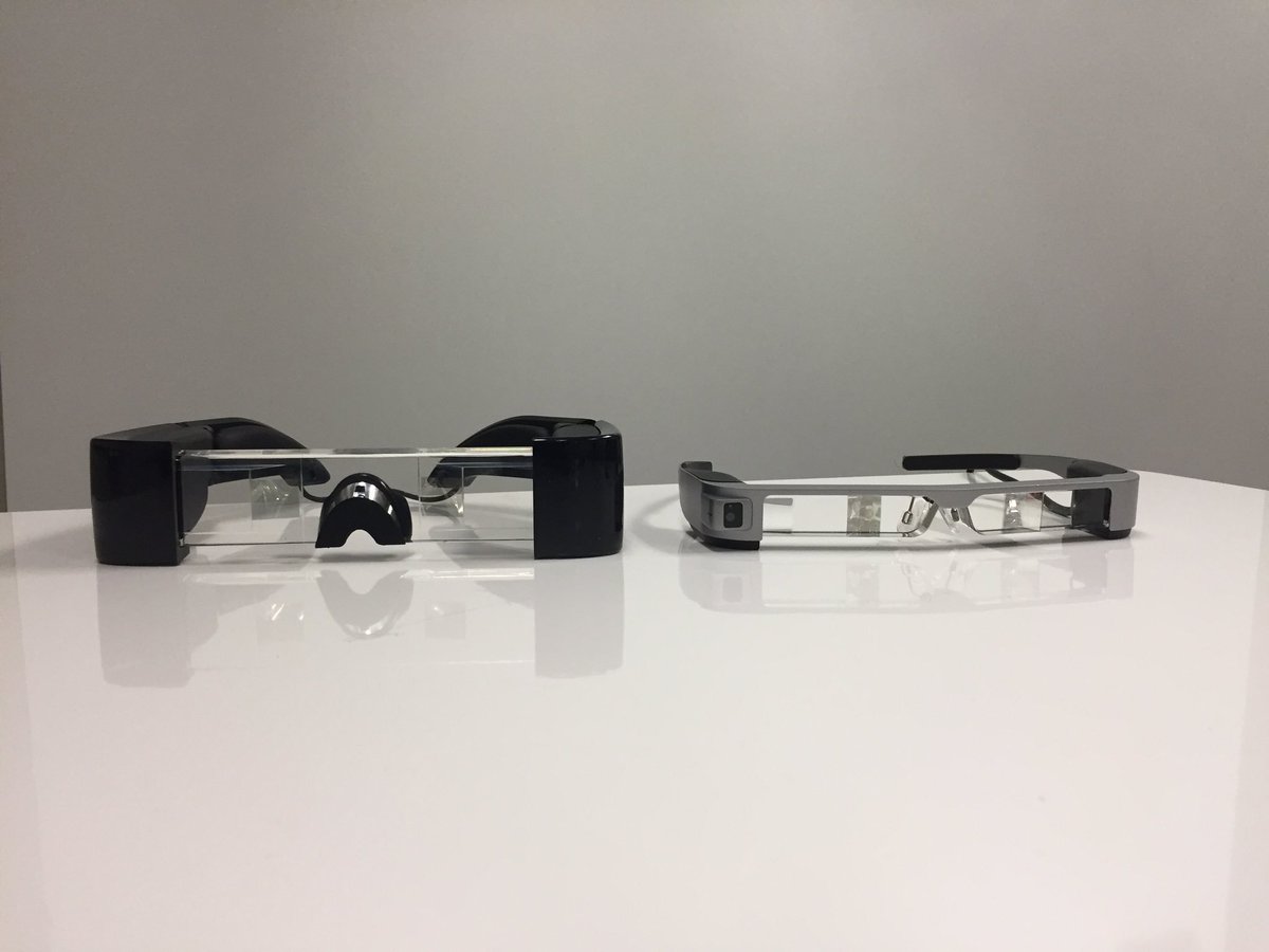 XREricM's tweet image. #AugmentedReality glasses- 5 years of progress: BT-100 vs. BT-300.  Over 70% lighter! #ar #vr @EpsonAmerica #android