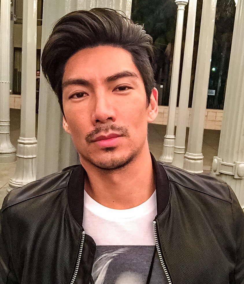 jonstantonla's tweet photo. Hello IG.... 😂😂😂Here's my week selfie post... #jonathanstanton #selfie #lacmalights #asian #la #me https://t.co/LqcJluescv