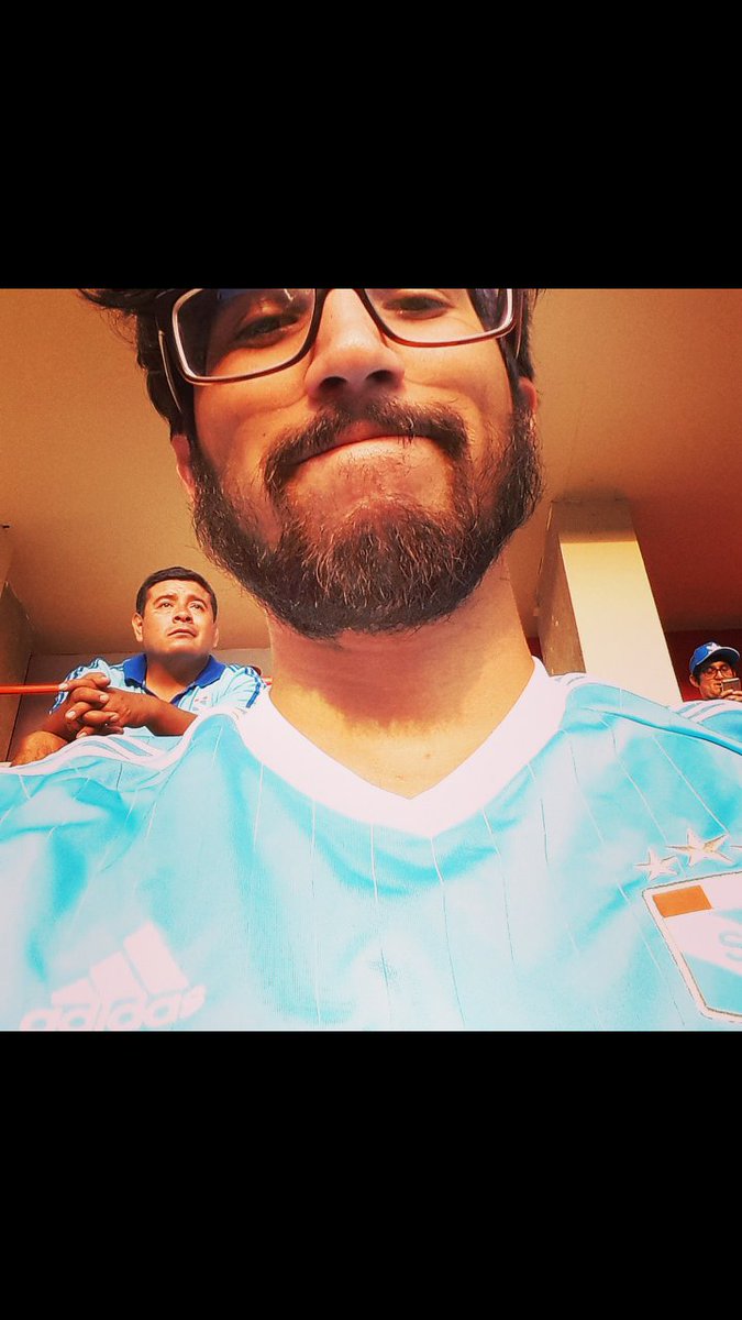 andresintilde1's tweet photo. @DIASDEFUTBOLCMD @vine #sorteoDDF https://t.co/4qMVcmHKGi