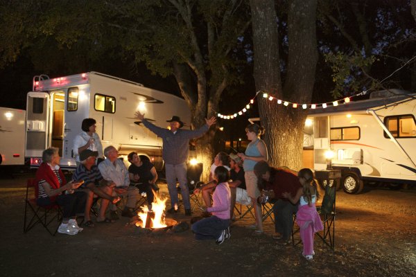 RVCare's tweet photo. Thinking about investing in an RV Generator this RV season? https://t.co/BLXX8UHOQE #GoRVing #RVGenerator #RVCare https://t.co/QGVEPLQPdu