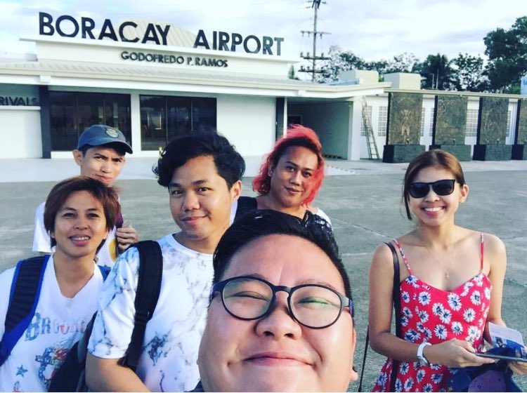 jenpolicarpio16's tweet photo. Have a safe flight home, @mainedcm and the rest of the team!

#ALDUBTheProposition https://t.co/sVItWCaQAi