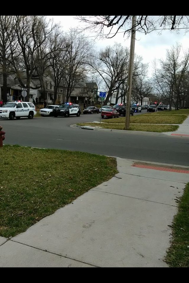 Rezie_'s tweet photo. Just another day in my city man😐 https://t.co/YqgY5jncCc